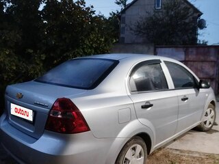 2010 Chevrolet Aveo I Рестайлинг, серебристый, 625000 рублей, вид 5