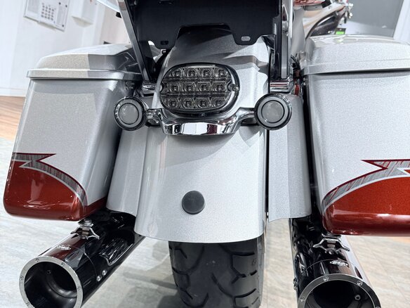 2014 Harley-Davidson CVO Limited, белый, 1699000 рублей - вид 25