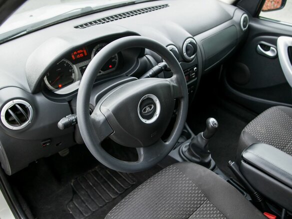 2014 Lada (ВАЗ) Largus I, серебристый, 580000 рублей - вид 17