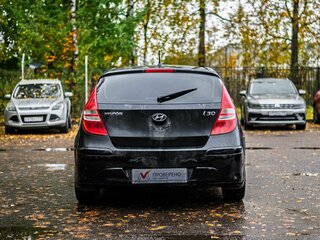 2011 Hyundai i30 I Рестайлинг, чёрный, 430000 рублей, вид 4
