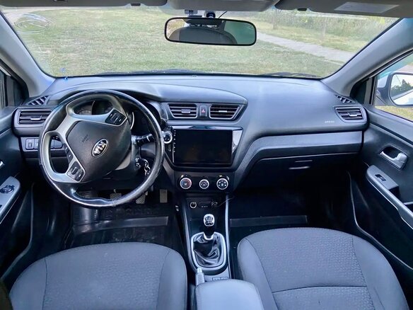 2016 Kia Rio III Рестайлинг, белый, 780000 рублей - вид 8