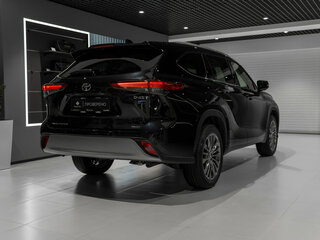 2026 Toyota Highlander IV (XU70), чёрный, 5800000 рублей, вид 5
