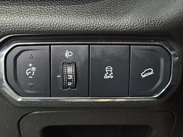 2023 Haval Jolion I, белый, 1769000 рублей - вид 17