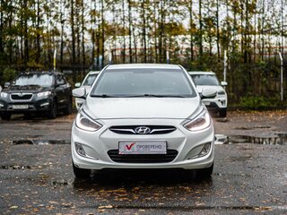 2014 Hyundai Solaris I Рестайлинг, белый, 811000 рублей, вид 3