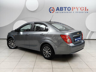 2014 Chevrolet Aveo II, серый, 615000 рублей, вид 2