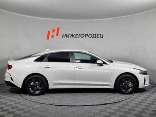 2020 Kia K5 III, белый, 2099000 рублей, вид 4