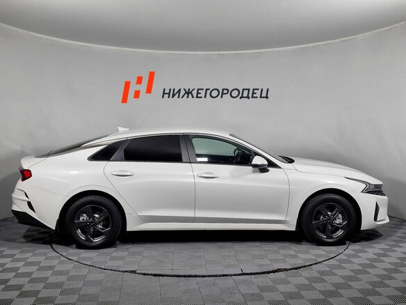 2020 Kia K5 III, белый, 2099000 рублей - вид 4