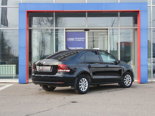 2018 Volkswagen Polo V Рестайлинг, чёрный, 1130000 рублей, вид 3