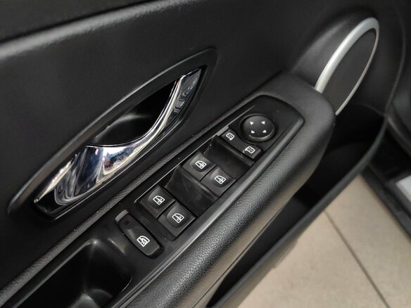 2012 Renault Fluence I, чёрный - вид 23