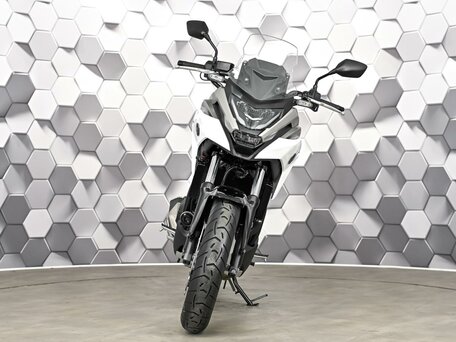 2023 Honda NC 750X, белый, 1077000 рублей, вид 5