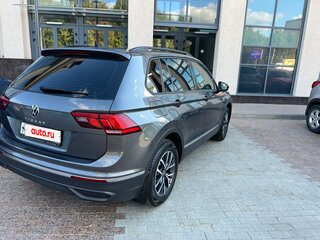 2021 Volkswagen Tiguan II Рестайлинг, серый, 2790000 рублей, вид 3