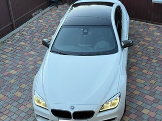 2015 BMW 6 серии Gran Coupe 640i xDrive III (F06/F13/F12) Рестайлинг, белый, 3500000 рублей, вид 3
