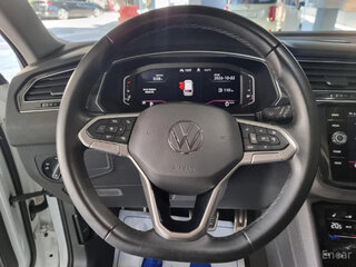 2023 Volkswagen Tiguan II Рестайлинг, белый, 3200000 рублей, вид 5