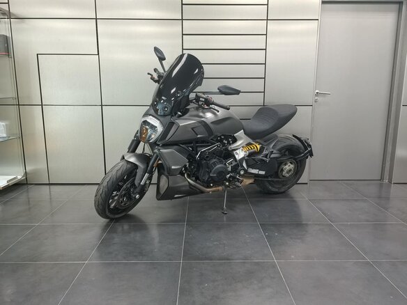 2019 Ducati Diavel 1260, серый, 1500000 рублей - вид 2