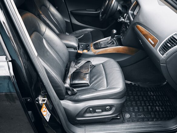 2011 Audi Q5 I (8R), чёрный, 1300000 рублей - вид 5