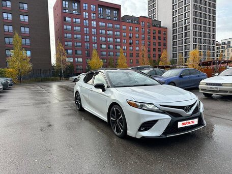 2019 Toyota Camry US Market VIII (XV70), белый, 2550000 рублей, вид 5
