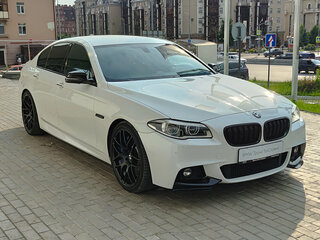 2016 BMW 5 серии 530d xDrive VI (F10/F11/F07) Рестайлинг, белый, 3700000 рублей, вид 3