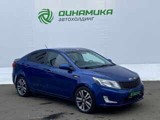 2013 Kia Rio 5-speed III, синий, 620000 рублей, вид 3