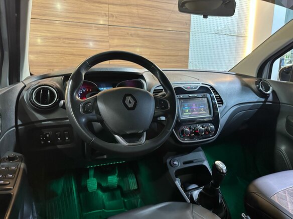 2018 Renault Kaptur I, серебристый, 1490000 рублей - вид 6
