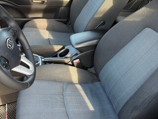 2011 Kia Ceed I Рестайлинг, белый, 700000 рублей, вид 4
