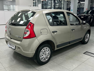 2011 Renault Sandero I, бежевый, 530000 рублей, вид 5