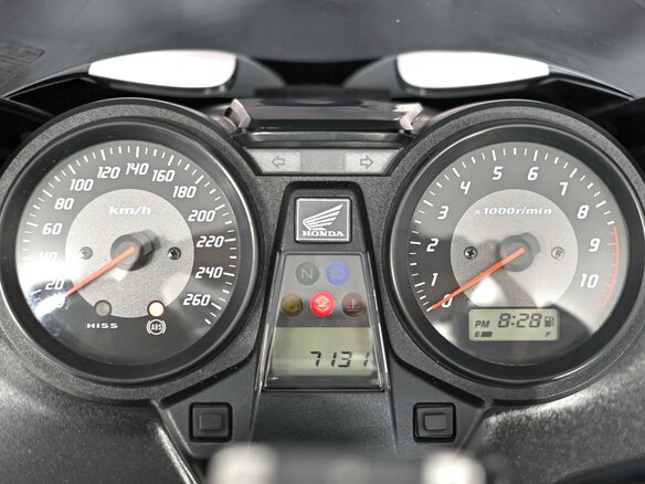 2010 Honda CB 1300, белый, 799000 рублей - вид 8