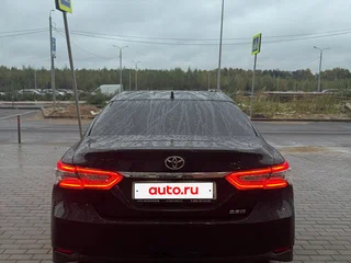 2022 Toyota Camry VIII (XV70) Рестайлинг, чёрный, 3420000 рублей, вид 3