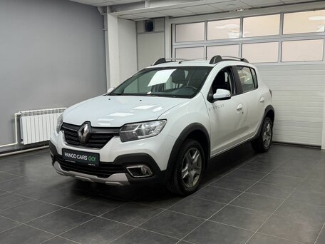 2020 Renault Sandero Stepway II Рестайлинг, белый, 1125000 рублей, вид 1