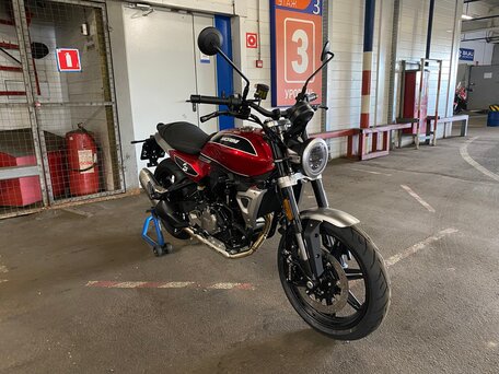2026 Moto Morini 3 1/2, красный, 459000 рублей, вид 4
