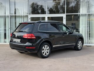 2012 Volkswagen Touareg II, чёрный, 2049000 рублей, вид 5