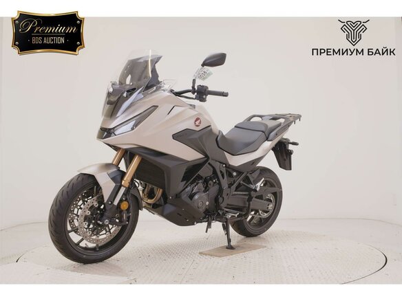 2026 Honda NT1100, золотистый, 2199000 рублей - вид 3