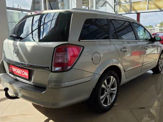 2008 Opel Astra H Рестайлинг, бежевый, 413000 рублей, вид 4