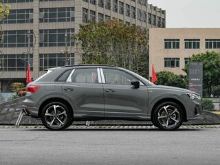 2026 Audi Q3 45 TFSI II (F3), серый, 5599900 рублей, вид 5