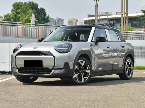 2025 Mini Aceman E, серебристый, 2890002 рублей