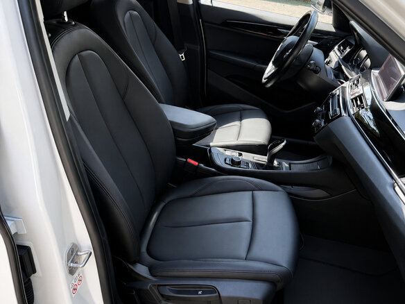 2020 BMW X1 18i sDrive II (F48) Рестайлинг, белый, 3150000 рублей - вид 5