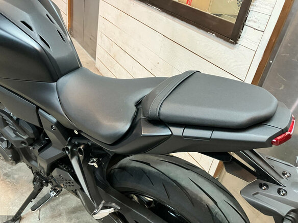 2025 Yamaha MT-07 (FZ-07), чёрный, 1020000 рублей - вид 5