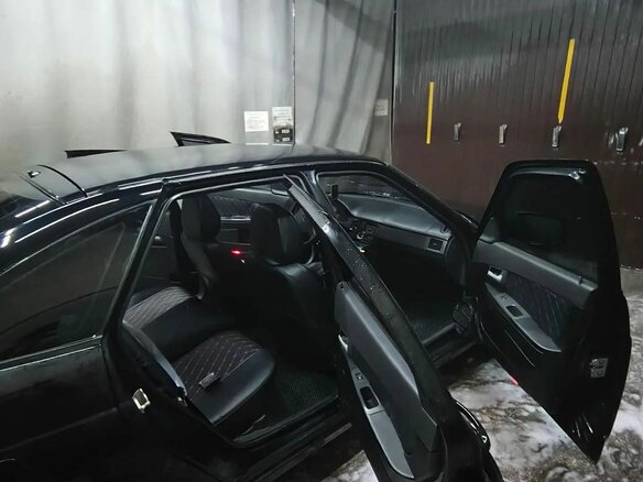 2009 Lada (ВАЗ) Priora I, чёрный, 300000 рублей - вид 9