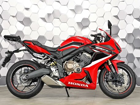2022 Honda CBR 650R, красный, 977000 рублей, вид 3