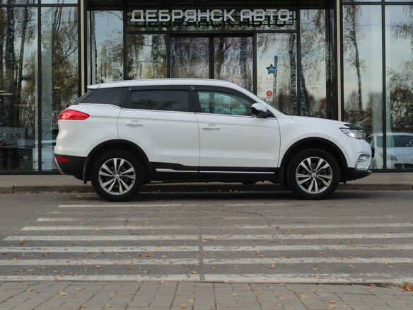 2020 Geely Atlas I, белый, 1790000 рублей - вид 3