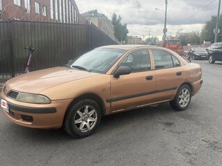 2000 Mitsubishi Carisma I Рестайлинг, золотистый, 175000 рублей, вид 1