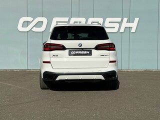 2022 BMW X5 30d IV (G05/G18), белый, 9500000 рублей, вид 4