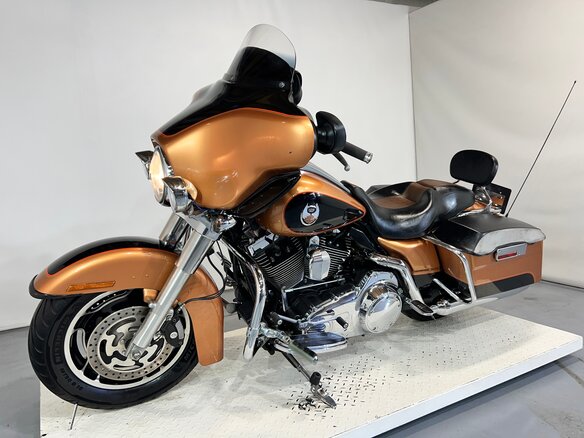 2008 Harley-Davidson Street Glide, оранжевый, 560000 рублей - вид 19