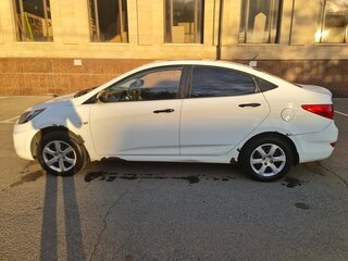 2012 Hyundai Solaris I, белый, 640000 рублей, вид 3