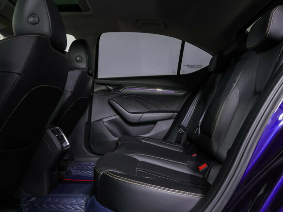 2021 Skoda Octavia IV (A8), фиолетовый, 2556000 рублей - вид 10