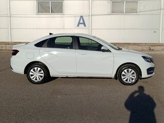 2024 Lada (ВАЗ) Vesta I Рестайлинг (NG), белый, 1170000 рублей, вид 4