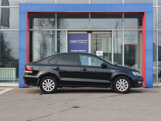 2018 Volkswagen Polo V Рестайлинг, чёрный, 1130000 рублей, вид 4