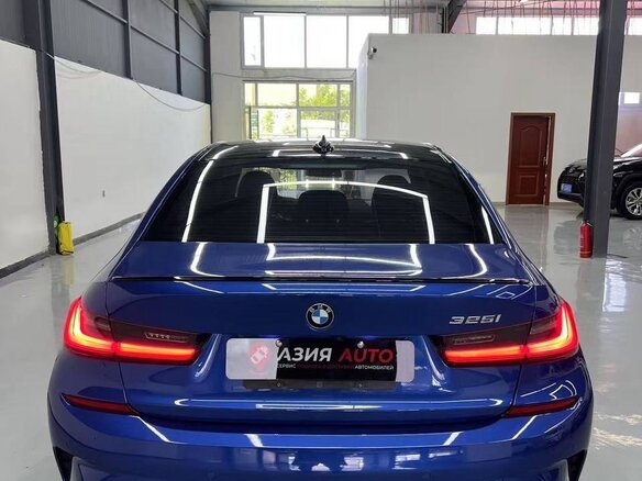 2022 BMW 3 серии 320i VII (G2x), синий, 2890000 рублей - вид 4