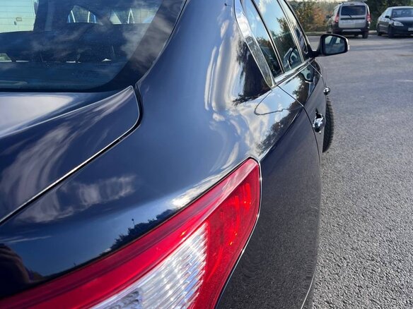 2010 Renault Latitude I, синий - вид 16