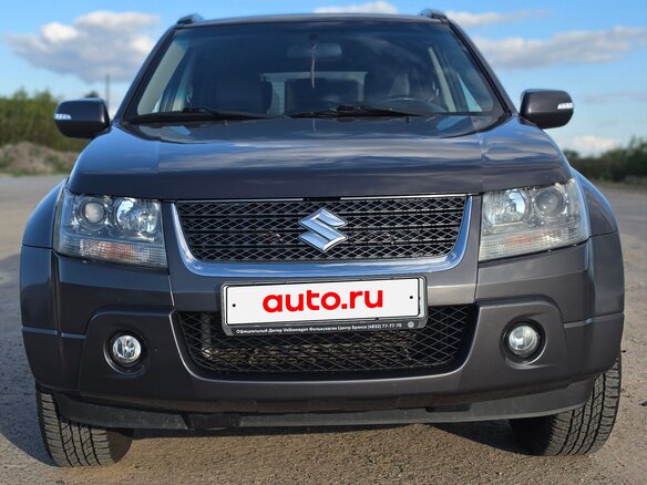 2011 Suzuki Grand Vitara II Рестайлинг, серый, 1050000 рублей - вид 1
