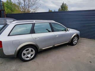 2001 Audi A6 allroad I (C5), серебристый, 520000 рублей, вид 2